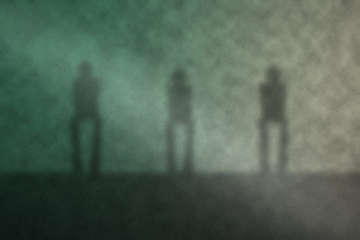En grupp kollegor tränar tillsammans efter arbetsdagen